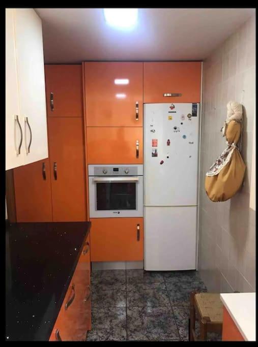 Mar Y Gibraltar: ¡Tu Refugio! Apartment La Linea de la Concepcion Luaran gambar